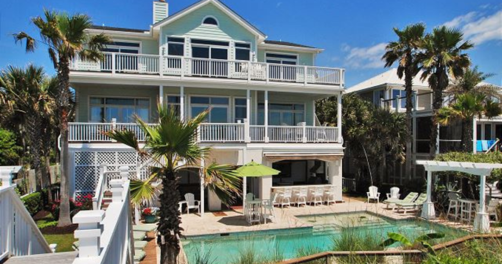 isle of palms vacation rental with pool