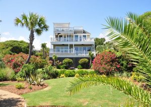 Outside of an East Islands Rentals Vacation Home 