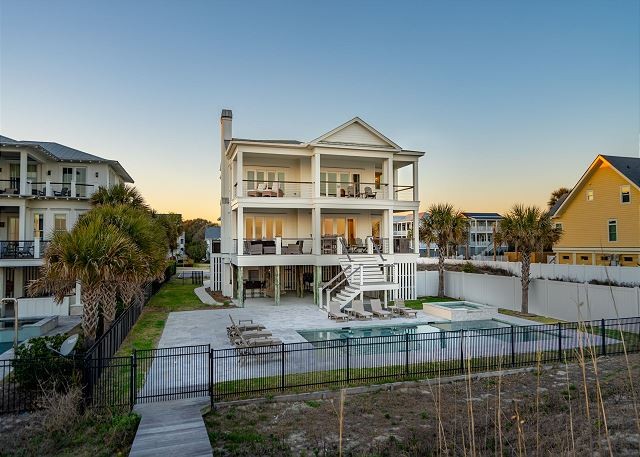 816 Ocean / Oceanfront / Sand Serenity / Pool / Spa / Elevator